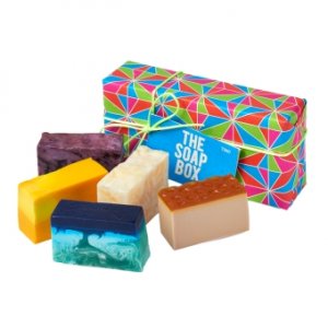 ラッシュ（LUSH）