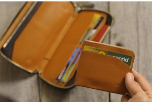 ベルロイ（Bellroy） 財布