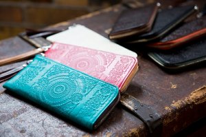 パッカパッカ（pacca pacca） 長財布