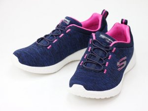 スケッチャーズ(SKECHERS)