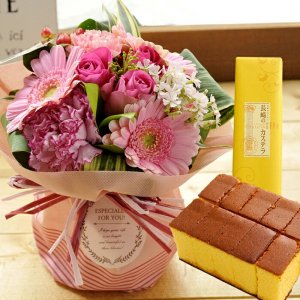 花束とスイーツのセット