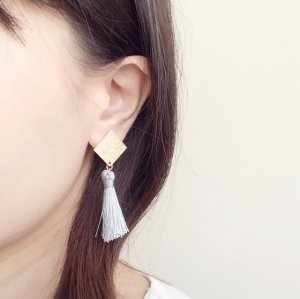 LARA LILY ゴールドイヤリング