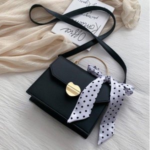 ショルダーバッグ