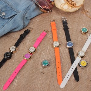 マウジー（MOUSSY） 腕時計