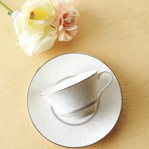 ティーカップ＆ソーサー