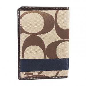 コーチ（COACH） パスポートケース