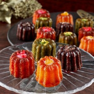 レ ロジェ エギュスキロール（LES ROSIERS EGUZKILORE） カヌレ