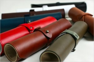 エムピウ（m+）