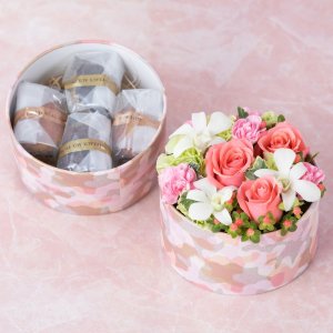 バラとスイーツのセット