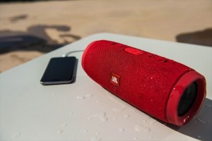 JBL（ジェイ ビー エル）