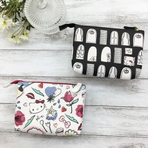 キャラクターポーチ