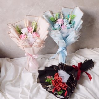 26. Rose Soap Bouquet 5 Stem Buket Bunga Sabun, Pajangan Cantik Sekaligus Bisa Buat Mandi