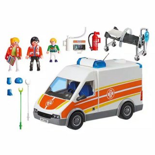 1. Playmobil City Life Ambulance, Satu Set Mainan Seru