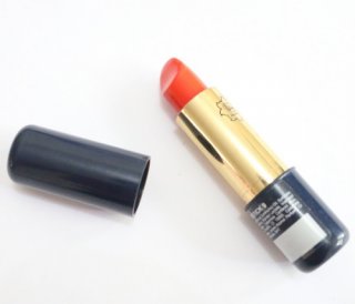 4. Lipstik Viva No.9 Pilihan Warna yang Segar 