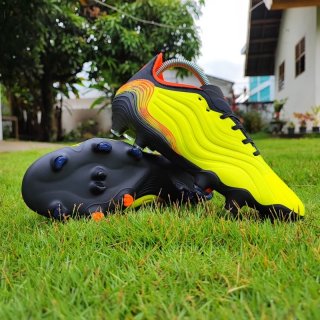 15. Copa Sense.1 Firm Ground Boots, Cocok untuk Para Striker