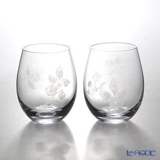 洋食器を愛用しているご夫婦には、ウェッジウッドのタンブラー
