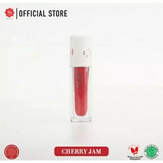 23. Red-A Matte Lip Cream 853 Shade Cherry Jam Dapat Menyamarkan Garis Halus 
