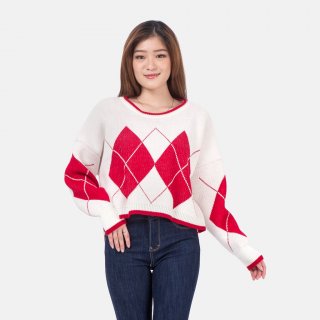 30. MKY Clothing Sweater Rajut Crop, Atasan Simpel yang Membuat Penampilan Lebih Keren