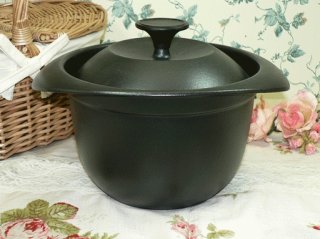 和モダンな雰囲気で食卓をクールに!
一歩先行くあの人にも、自信を持って渡せる一品♪