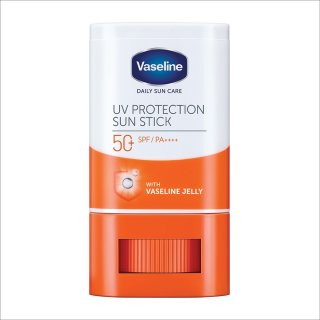 28. Vaseline UV Protect Sun Stick 15 g, Melindungi dari Bahaya Sinar UV