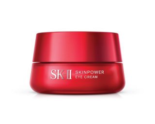 13. SK-II SKINPOWER Eye Cream, Mengencangkan dan Menghaluskan Kulit di Sekitar Mata