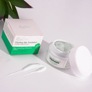17. Reglow Skincare Original Cream
