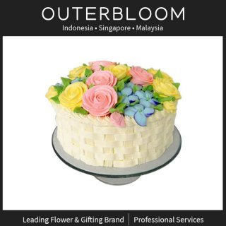30. Kue Ulang Tahun Karakter - Flowery Cake, Tekstur yang Lembut
