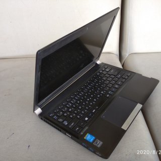 Toshiba Dynabook R734