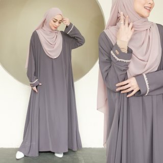 Zayra Hijab | Queena Basic Abaya