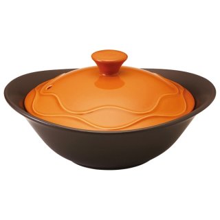 煮物づくりに最適なフタ付きタイプは
家庭に料理に必須アイテム