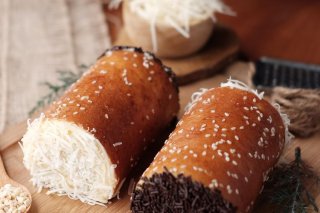 Choconut Cheese Roll