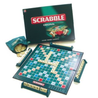 25. Scrabble, Seru untuk Dimainkan di Malam Natal
