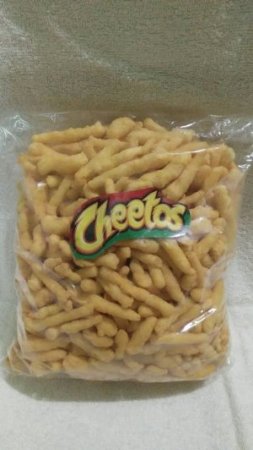 19. Snack Kiloan Cheetos 250gr, Teman Ngemil yang Renyah