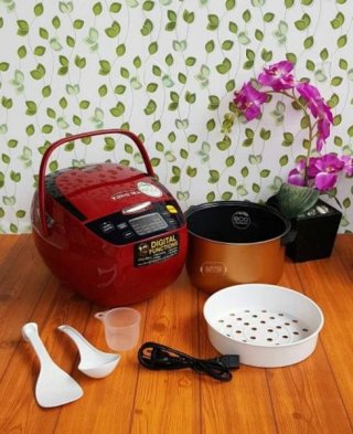 Yong Ma SMC 8017 Digital Rice Cooker