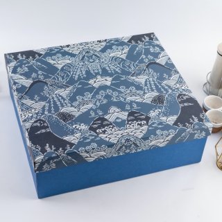 UCHII Exclusive Gift Box Wrap