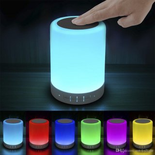 12. Speaker Bluetooth Unitech, Lampu Sentuh Unik dengan Speaker