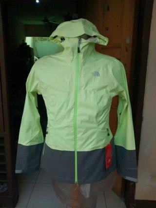 Jaket TNF The North Face Bashie Hyvent Jacket M women