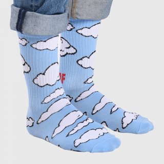 15. LEAF Clouds Blue Socks, Kaos Kaki Motif Awan Menggemaskan