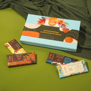 8. Pipiltin Chocolate Bar Indonesia Gift Box yang Khas Tanah Air