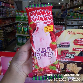 Glico Wings Waku Waku Very Berry
