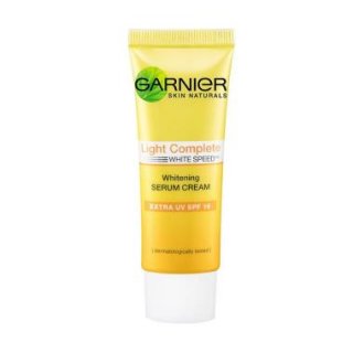 Garnier Light Complete Serum Cream Siang