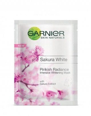 13. Garnier Sakura White Pinkish Radiance Intensive Whitening Mask, Melembapkan Kulit sampai ke Lapisan Terdalam