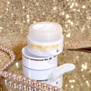 NUTRIENT DAY CREAM SPF 50 || SUNBLOCK AND SUNSCREEN EXTRA MAXIMUM