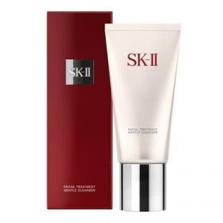 4. SK-II Facial Treatment Gentle Cleanser, Mengangkat Kotoran dengan Lembut