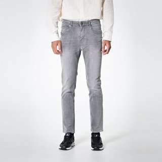 3Second Celana Jeans Slim Fit Pria 080423