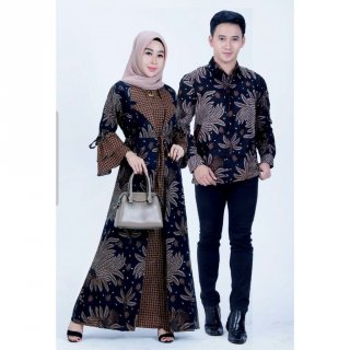 28. Batik Couple Muslim