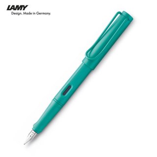 30. LAMY Safari Fountain Pen Special Edition Aquamarine EF, dengan Warna yang Lucu