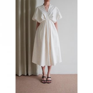 16. PAFON Giko Dress, Pakaian Cantik untuk Pasangan Cantikmu