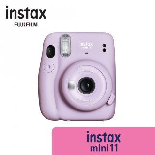 2. Fujifilm Instax Mini 11 dengan Mode Selfie Sekali Sentuh !