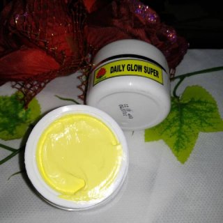 Theraskin Daily Glow Super Whitening